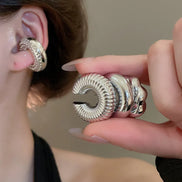 Ear cuffs σε ασημί απόχρωση κ μοναδικά σχέδια