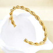 Χρυσό Βραχιόλι Bangle Twisted