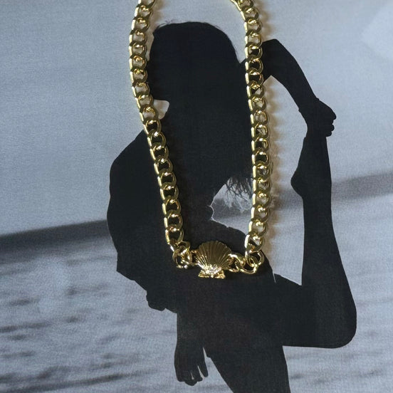 Shell Gold Chain Necklace – Κολιέ Κοχύλι σε Χρυσή Αλυσίδα