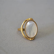 Oval Shell Gold Ring